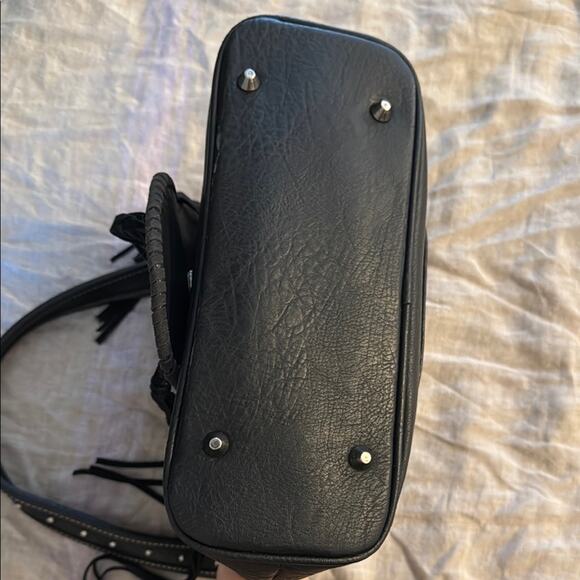 Trinity ranch Black and Teal leather tassel shoulder bag - Picture 6 of 10